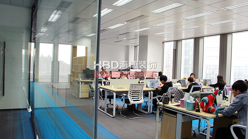 廣告公司辦公室,辦公室裝修設(shè)計,廣州東塔辦公室,創(chuàng)意辦公空間.jpg
