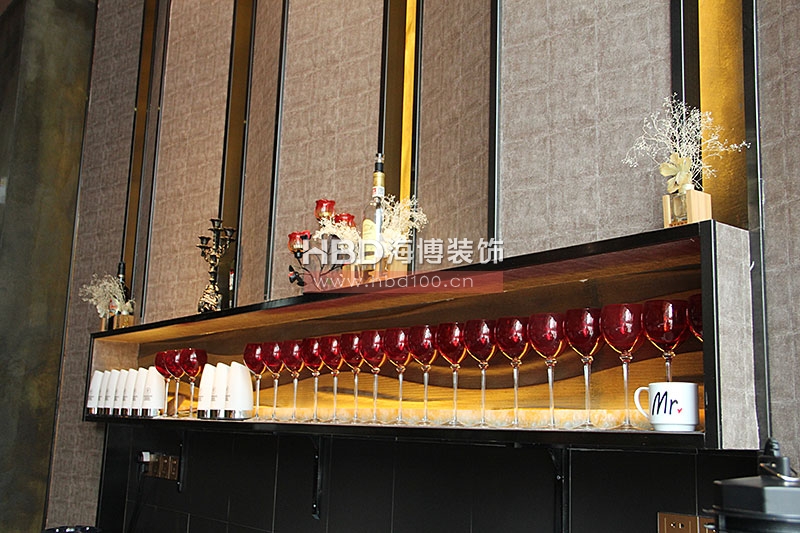 廣州餐廳裝修設(shè)計(jì),餐飲裝修,廣州裝修公司,海博裝飾.jpg 廣州餐廳裝修設(shè)計(jì),餐飲裝修,廣州裝修公司,海博裝飾.jpg