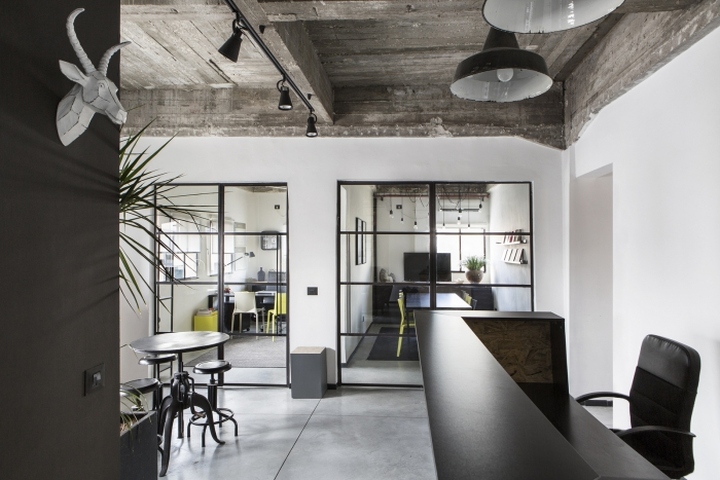 廣州辦公室裝修風(fēng)格.jpg 廣州辦公室裝修風(fēng)格.jpg