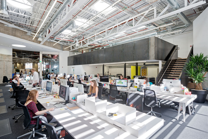 辦公室裝修設(shè)計(jì).jpg 辦公室裝修設(shè)計(jì).jpg